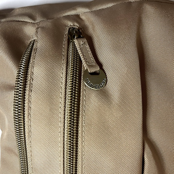 TravelOn,Shoulder bag,Tan,Adjustable strap. New no tags - Picture 7 of 13